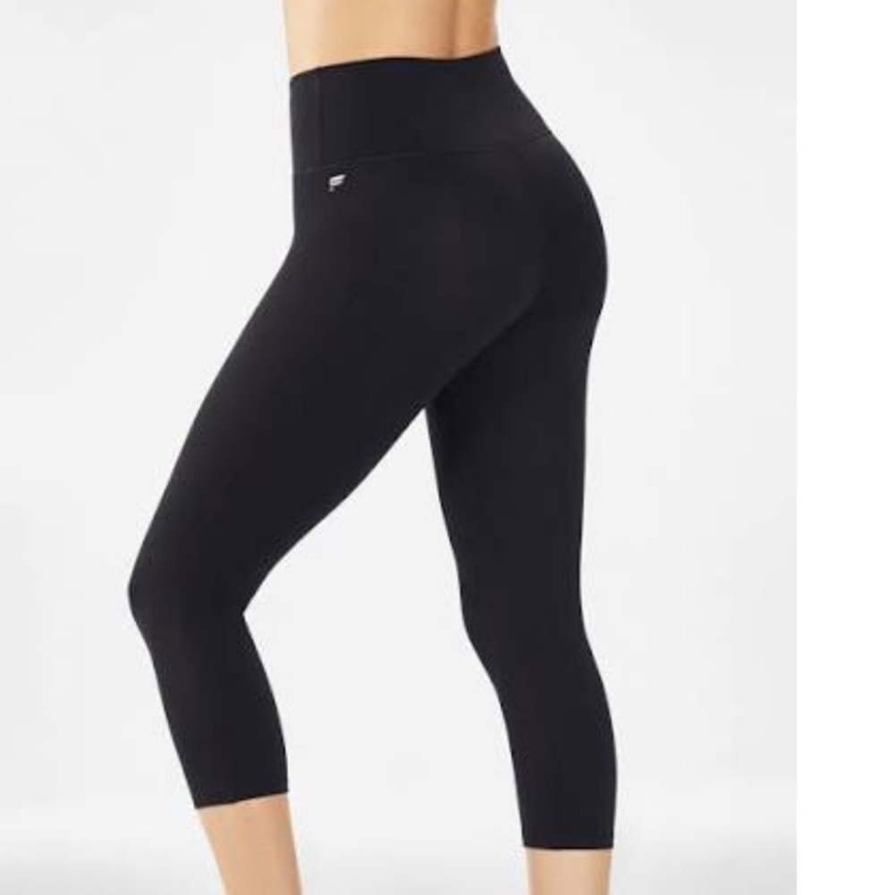 Fabletics Cropped Legging